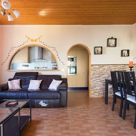 Blanca Tenerife - Complete House - Terrace And Bbq, 5 Minutes From The And Airport Σπίτι διακοπών *