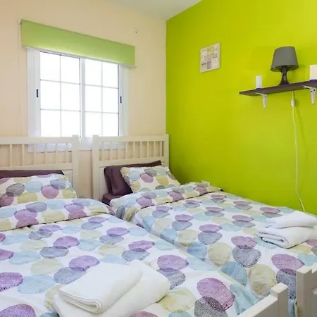Tatil Evi Blanca Tenerife - Complete House - Terrace And Bbq, 5 Minutes From The And Airport